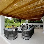 Masseria San Rocco * غالّيبولي
