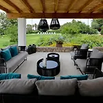 فيلة Masseria San Rocco غالّيبولي